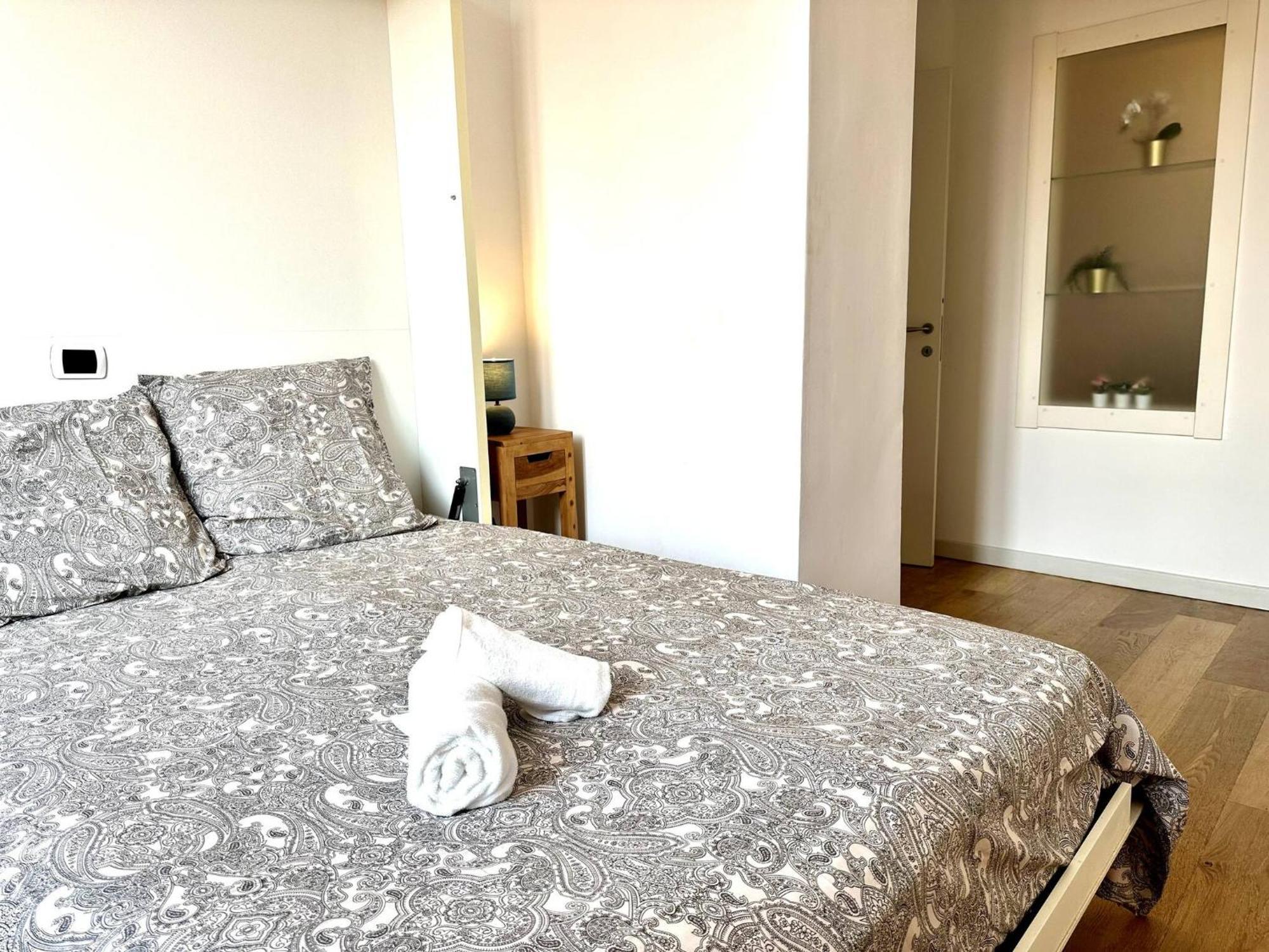 Beau 3 Pieces Vue Mer Menton Exterior photo